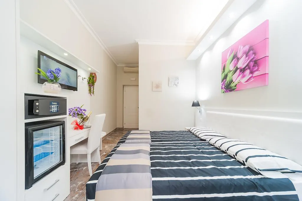 Guesthouse Suites Ottaviano Рим