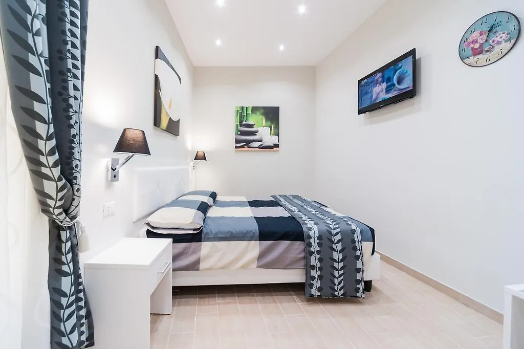Гостевой дом Guesthouse Suites Ottaviano Рим